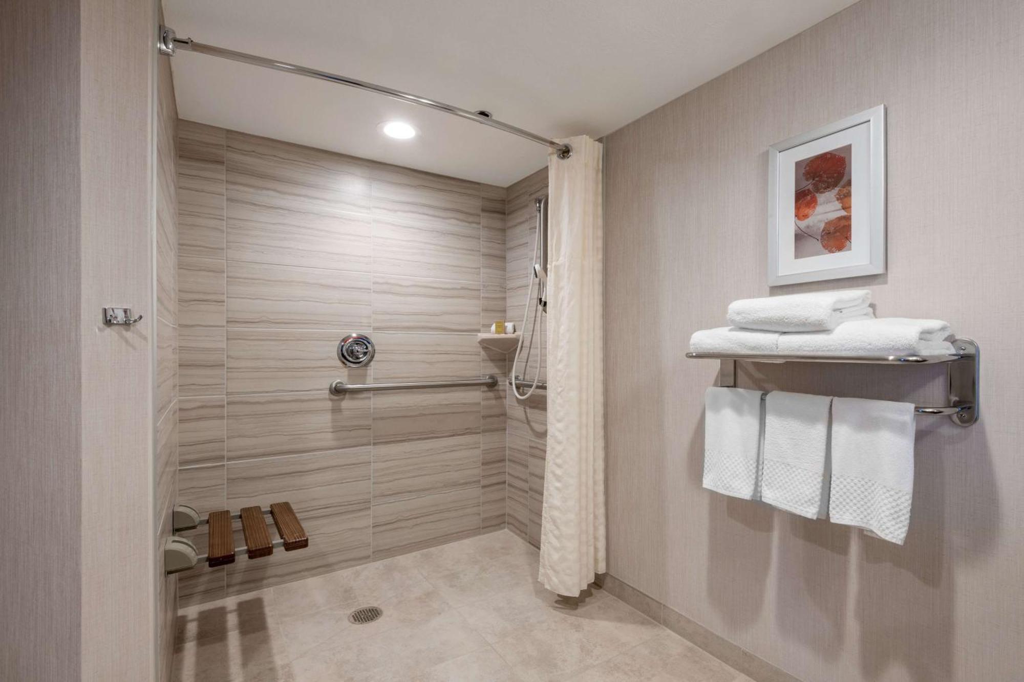 Doubletree By Hilton Denver - Aurora